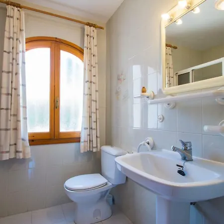Abahana Villas Cristina 6 فيلة